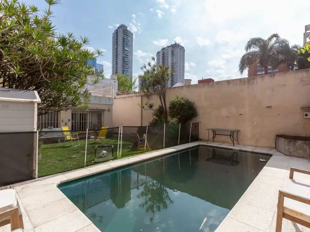 VENTA EXCLUSIVA CASA 6 AMB JARDIN Y PILETA  NUÑEZ