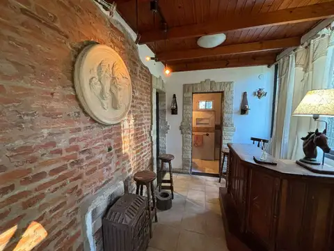 Casa en alquiler - 1 Dormitorio 1 Baño - Cochera - 22.878Mts2 - Villa Elisa, La Plata