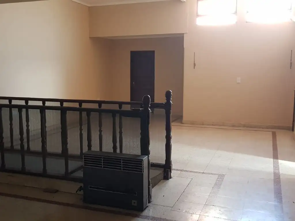 Alquiler Casa 30 años 3 dormitorios, Este, 200m2, Av. Lopez Y Planes