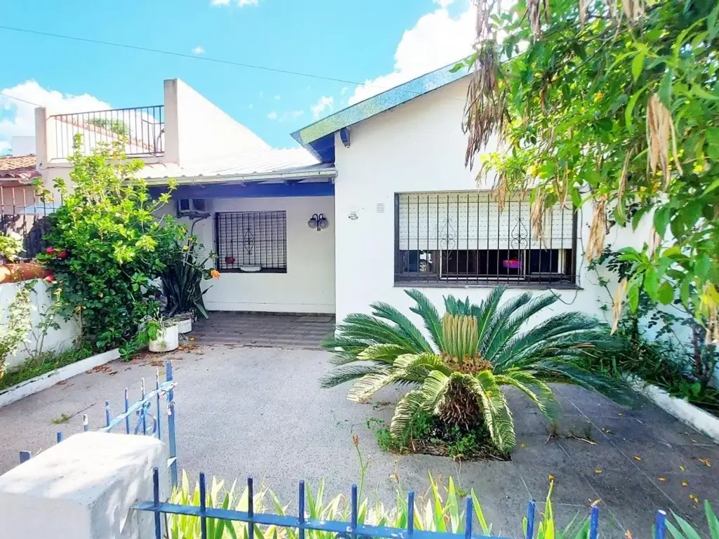 CASA  EN BARRIO DEL SOL POLVORINES A REMODELAR