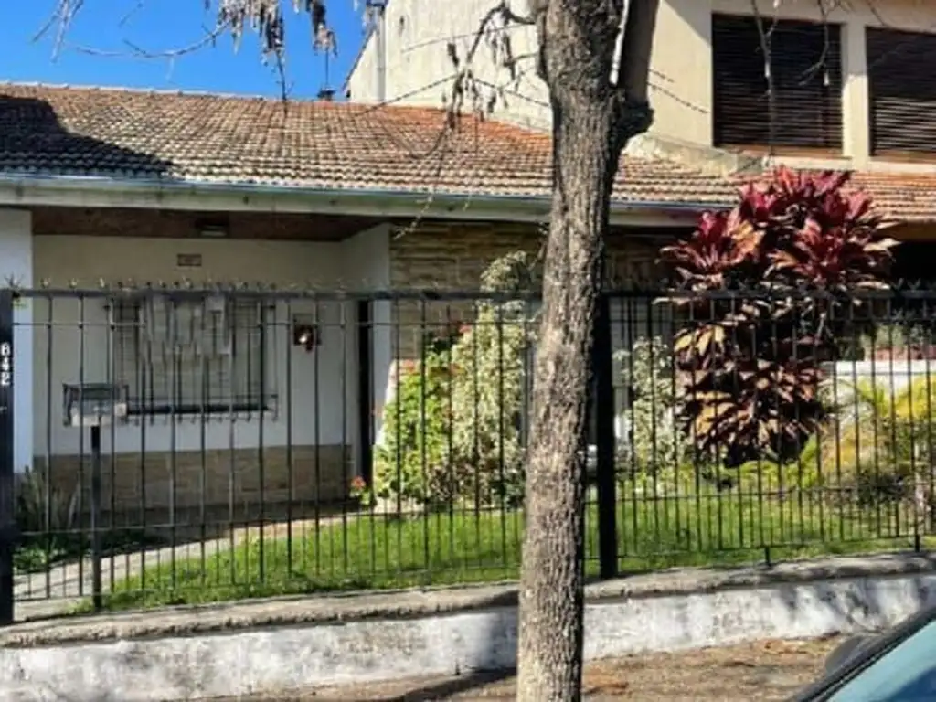 VENTA CASA  3 AMB A REFACCIONAR SAN FERNANDO OPORTUNIDAD