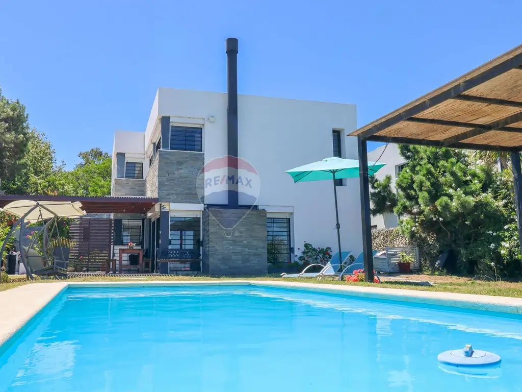 VENTA CASA RAMBLA SOLYMAR 4 DORMITORIOS PISCINA