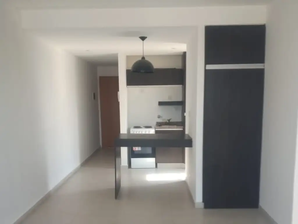 VENTA MONOAMBIENTE MONTEVIDEO AL 3500