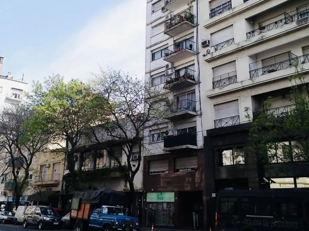 Departamento - Venta - Argentina, Capital Federal - Av. Belgrano 1205