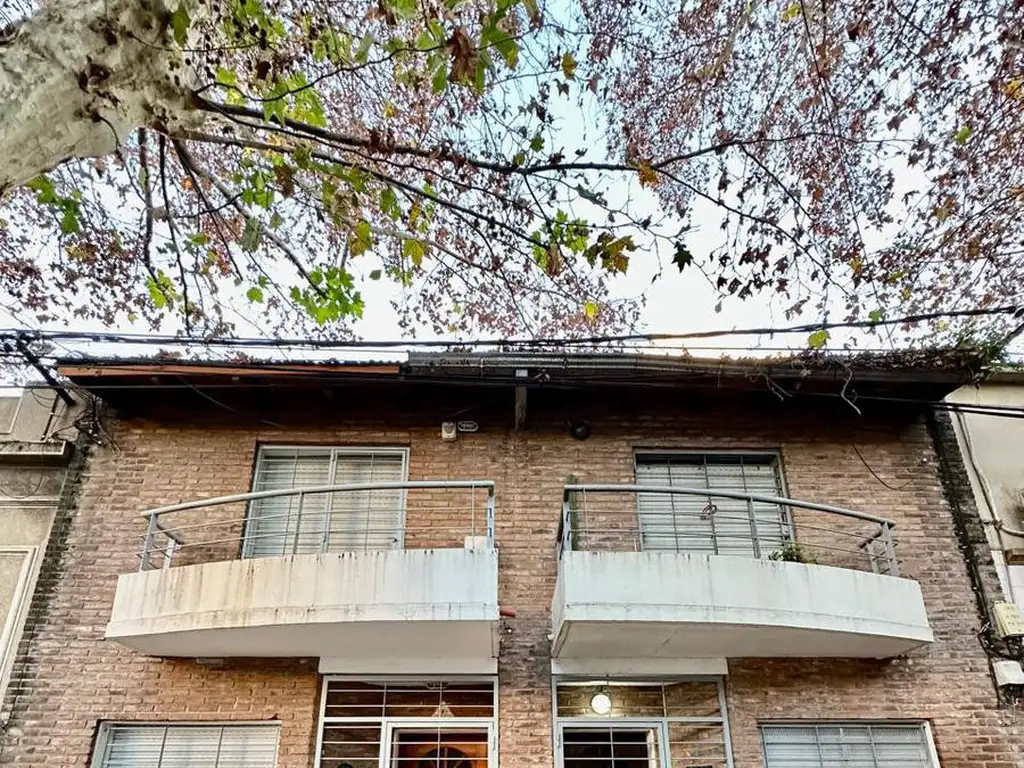 PH en Venta Duplex de 2 Dormitorios en Barrio Echesortu