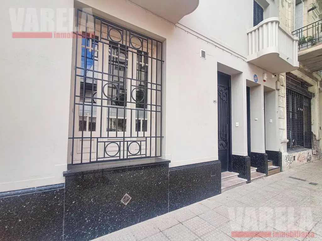 Malabia 1000 PB: PH 3 amb. al frente. Refaccionado a nuevo. T89.40m² Oportunidad