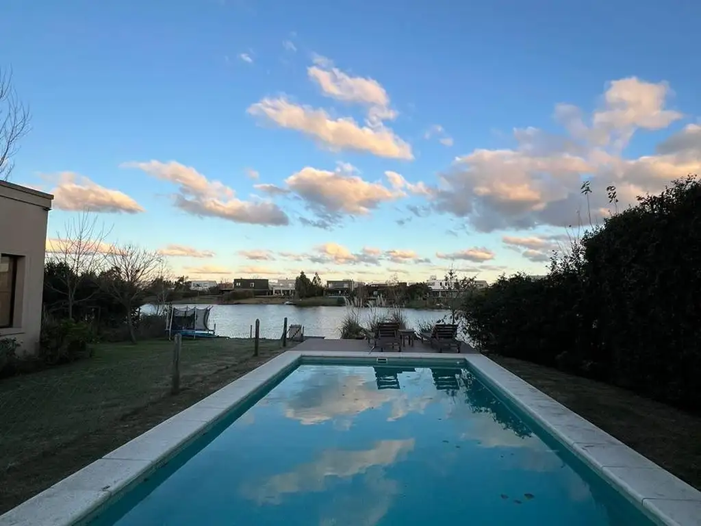 Alquiler Anual Casa a La Laguna en San Benito Villanueva Tigre