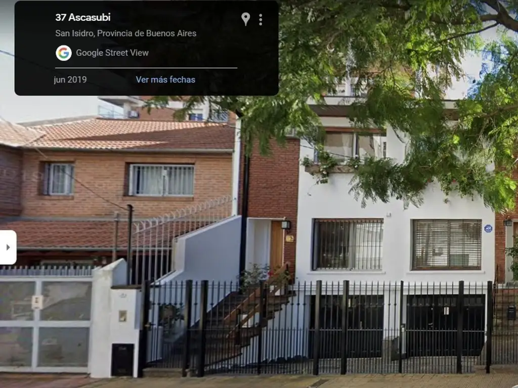 Venta Excelente Casa de 3 dorm c/coch en ACASSUSO