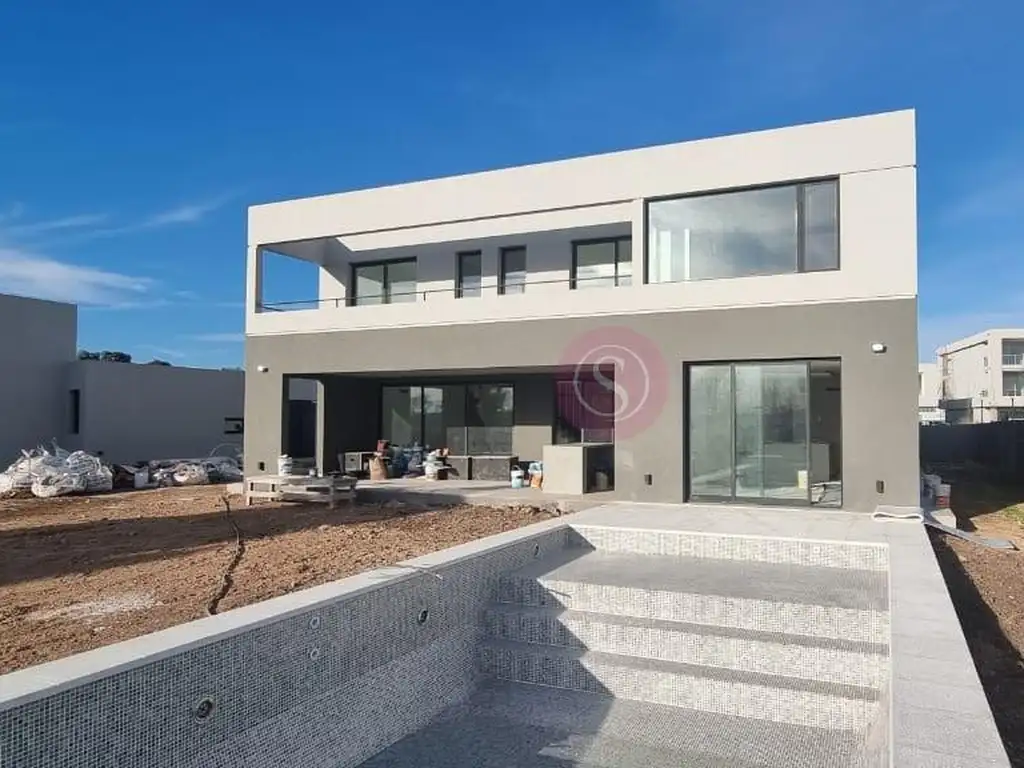 Casa en Venta en Barrio La Calesa, Pilara