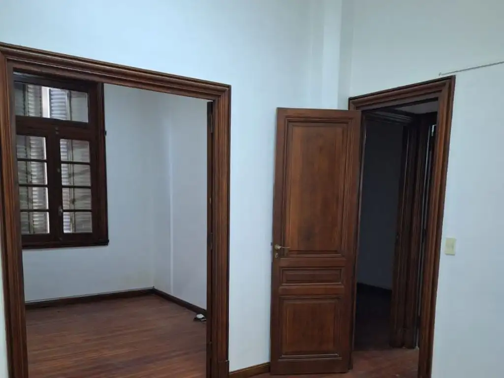 DEPARTAMENTO EN VENTA 4 AMBIENTES EN BARRIO NORTE A RECICLAR