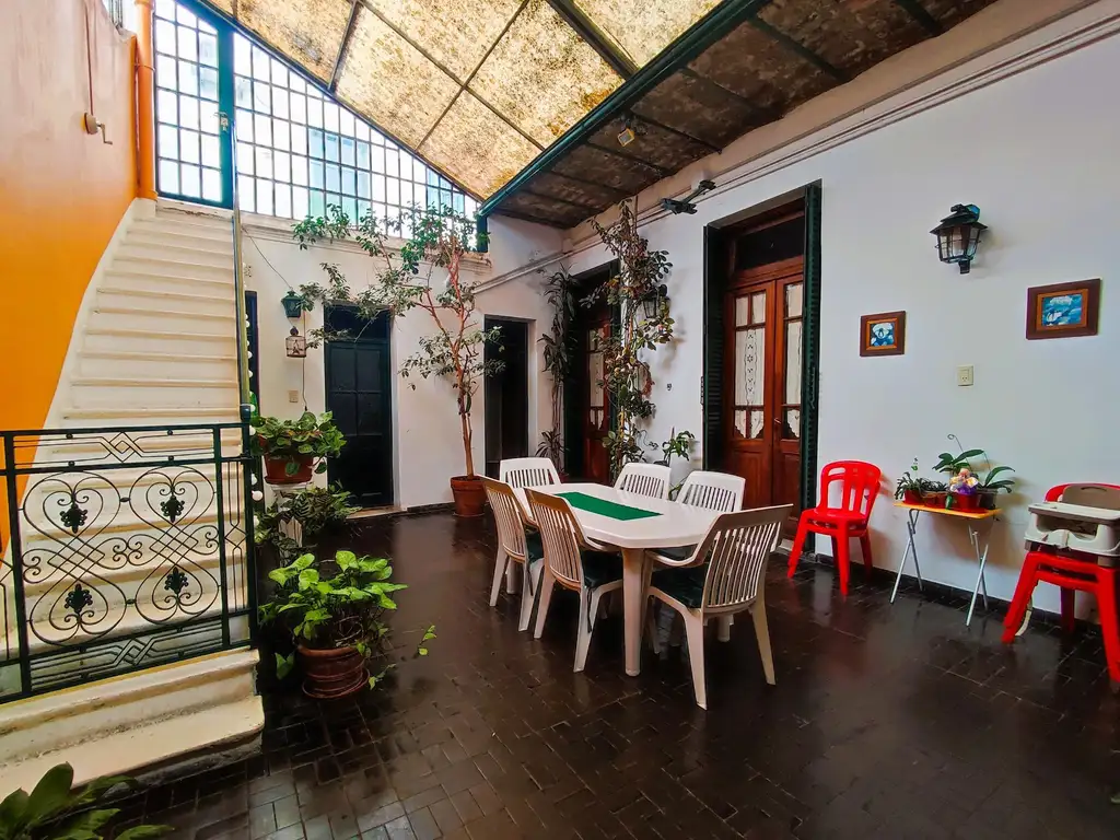 VENTA CASA 5 AMBIENTES ALMAGRO TERRAZA Y QUINCHO