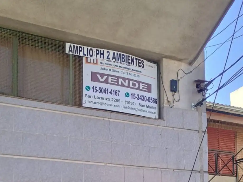 AMPLIO PH 2 AMBIENTES CON 2 PATIOS Y PARRILLA  IDEAL INVERSOR