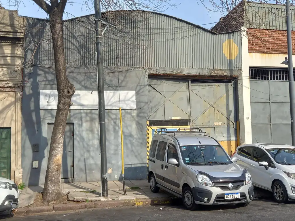 Galpón venta en Barracas