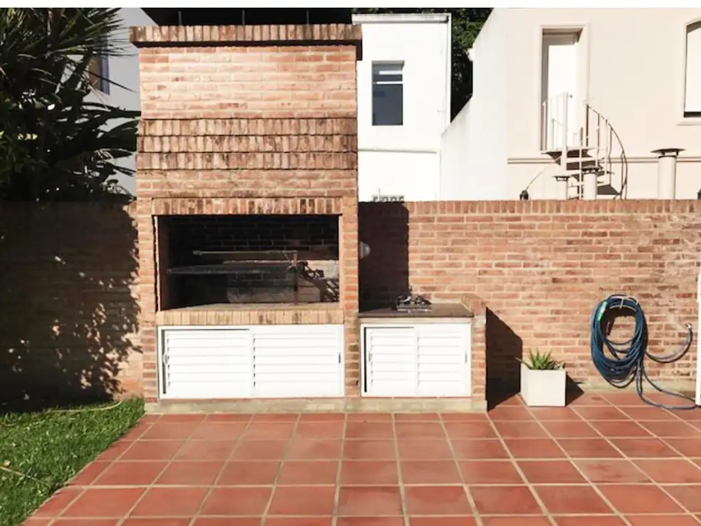 Casa en venta en Vicente Lopez 400 Martinez Vias / Libertador Argenprop