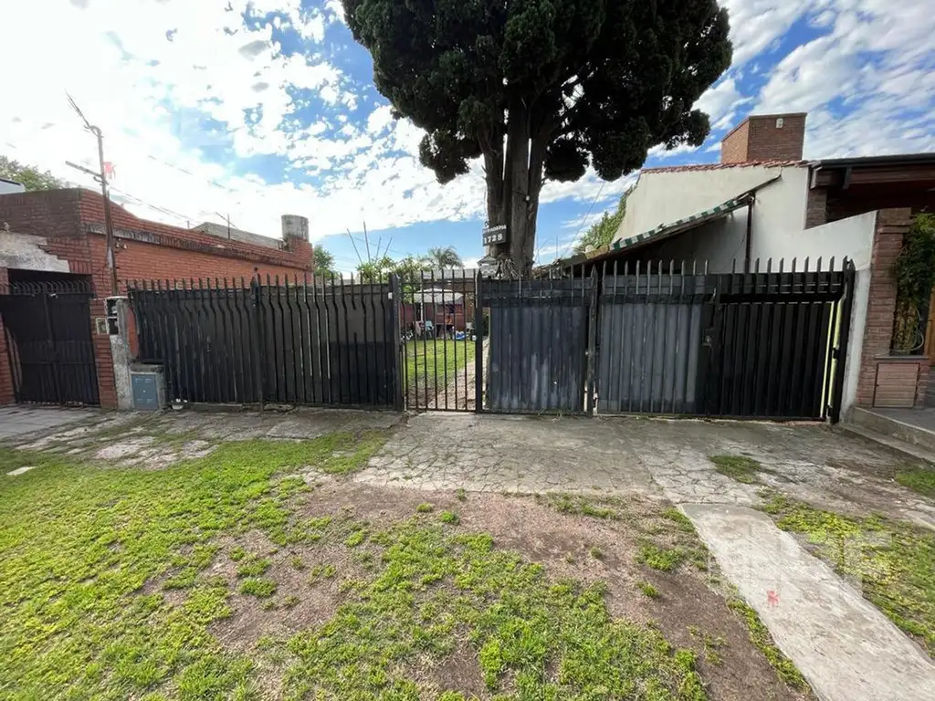 Venta Casa 5 ambientes - San Jose, Temperley