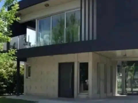 Casa - Alquiler temporario - Argentina, Berazategui - autopista BS AS- La plata - Foto 0