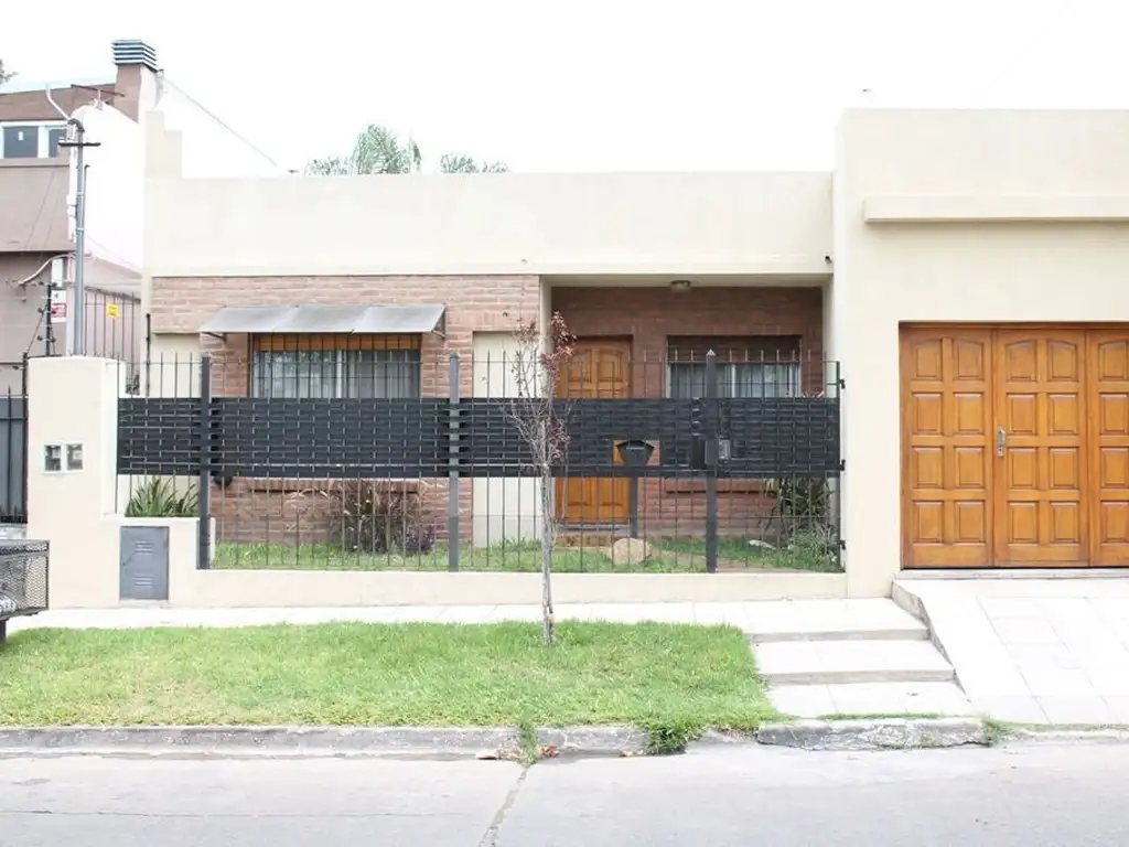 Casa - Venta - Argentina, Quilmes - Moreno 1500