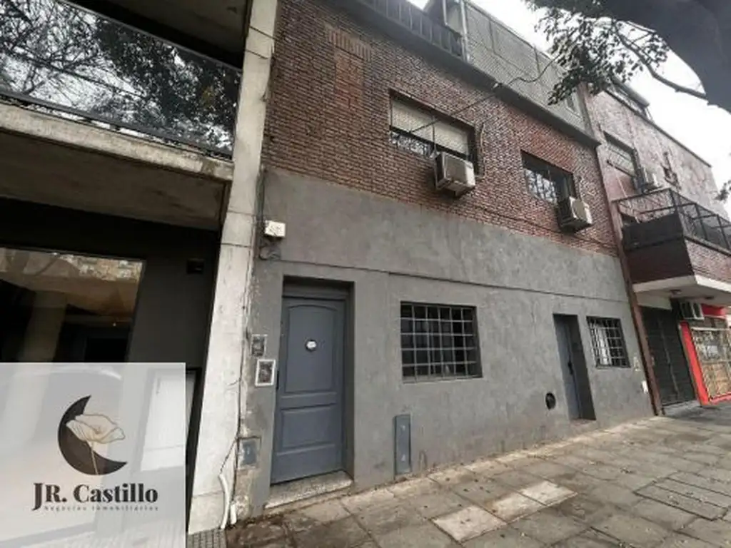 Galpón en venta de 1100m2 ubicado en Chacarita