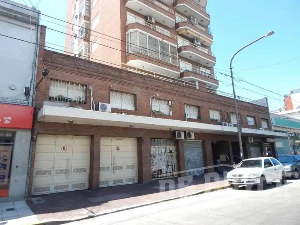 Cochera en Venta en Quilmes Este