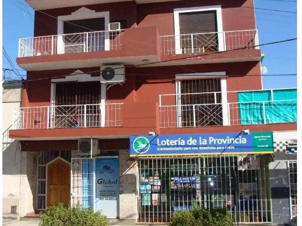 Departamento con 2 dormitorios frente a Plaza Italia