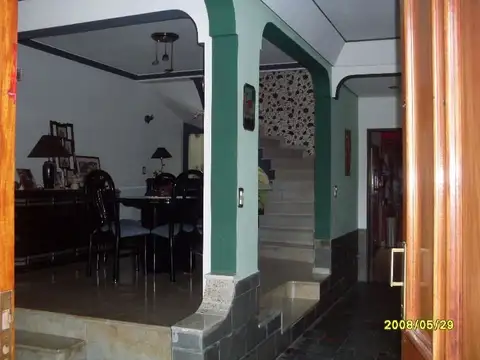 Casa en Venta - 4 ambientes -