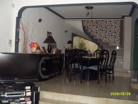 Casa en Venta con cochera