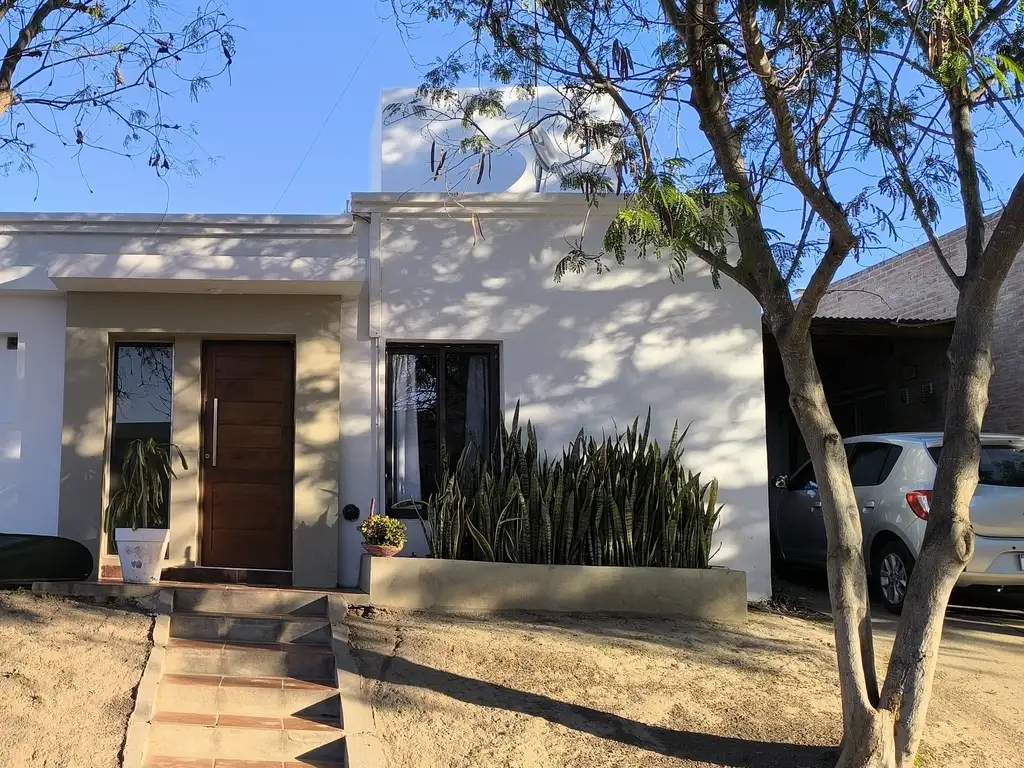 Certificado Bancor Casa en venta en Valle Escondido Los Aromas. Barrio cerrado. Seguridad. Apta credito