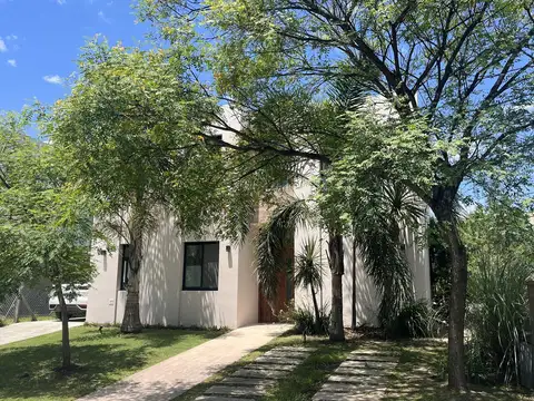 CASA EN ALQUILER ANUAL EN BARRIO LAS TIPAS,  NORDELTA