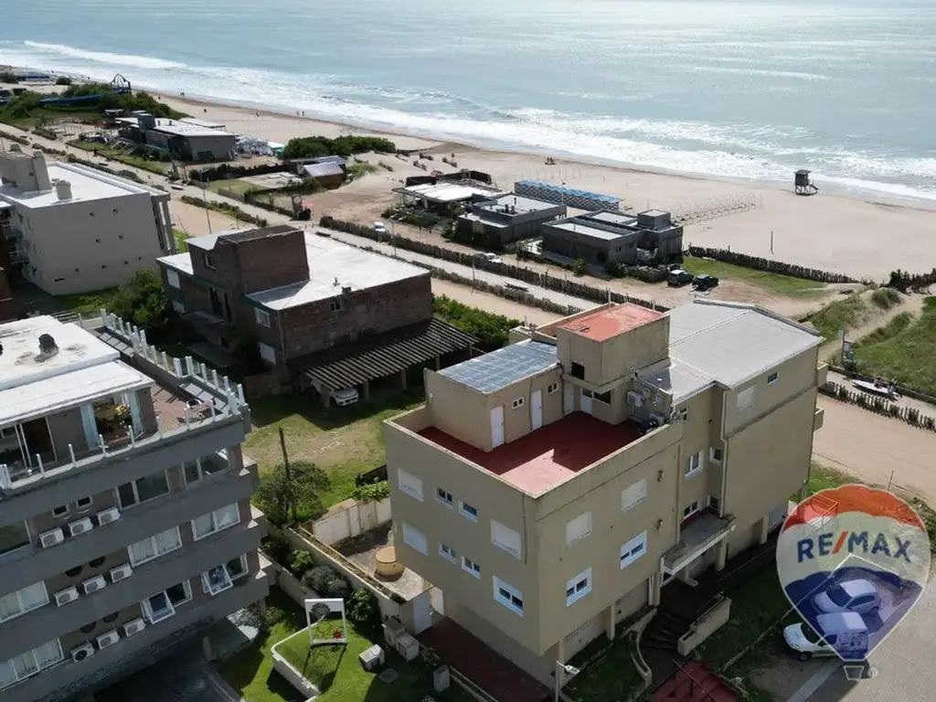 DEPARTAMENTO FRENTE AL MAR- Pinamar