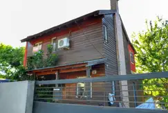 Casa en venta - 3 dormitorios 2 baños - 240mts2 -City Bell, La Plata