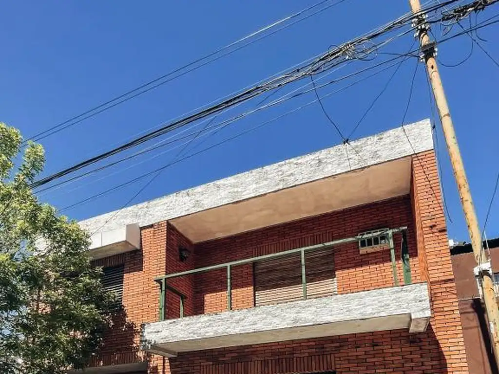 LOTE O CASA REFACCIONAR EN LINIERS