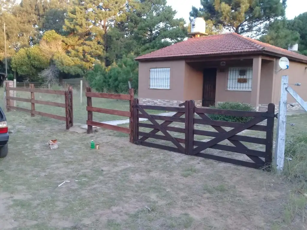 Vende o permuta  dos casas en Nueva Atlantis x prop Z.Norte