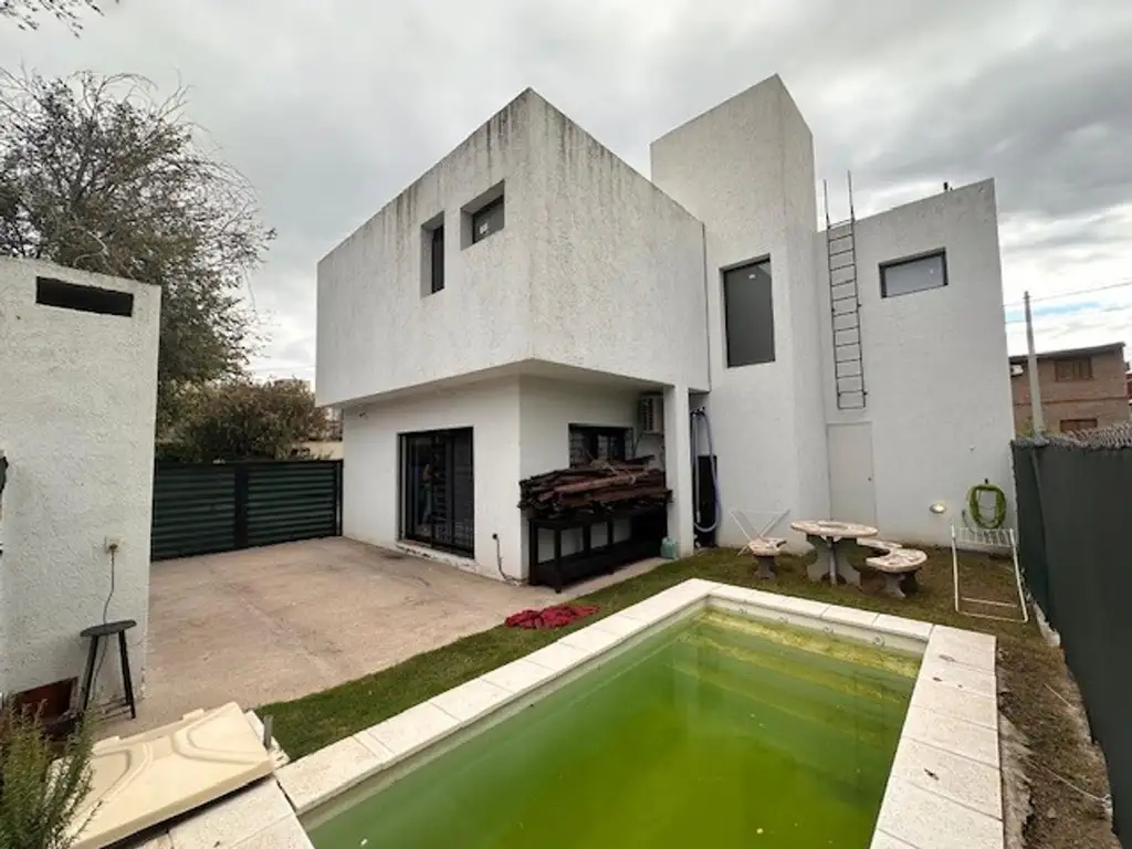 Casa en Venta Con Terreno Del Lado Villa Warcalde