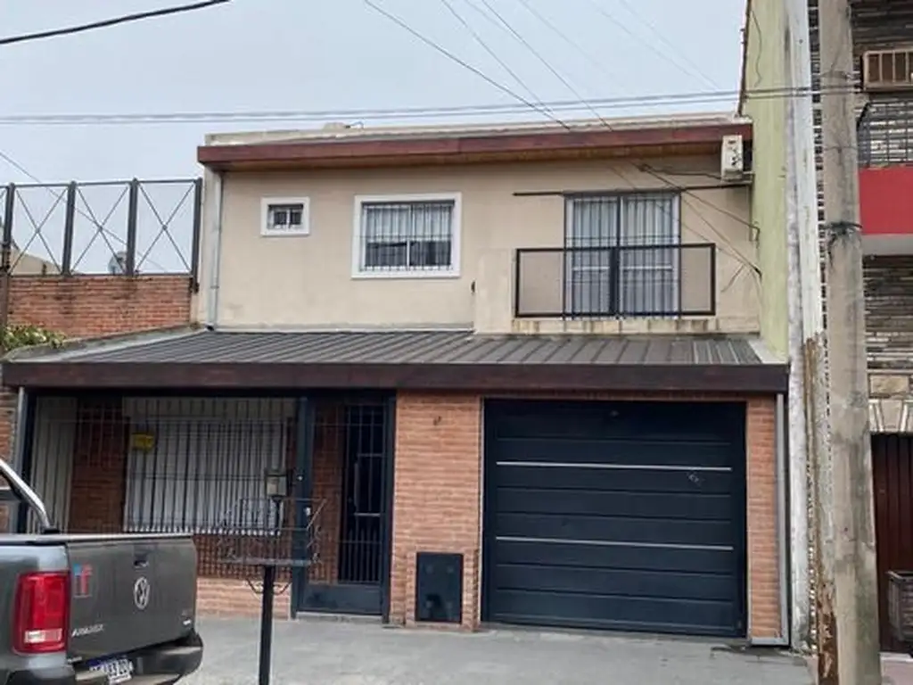 Casa S/ Lote Propio 8,66 X 25 Mts.