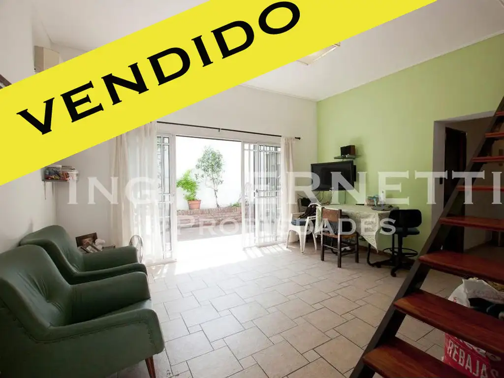 TIPO CASA 3 AMBIENTES, 2 BAÑOS, PATIO Y TERRAZA - POSIBILIDAD DE 3ER DORMITORIO -