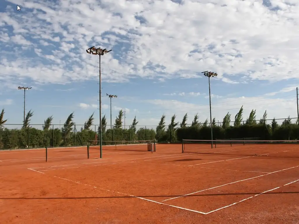 Actividades deportivas futbol, voley, tenis, hockey en El revenque