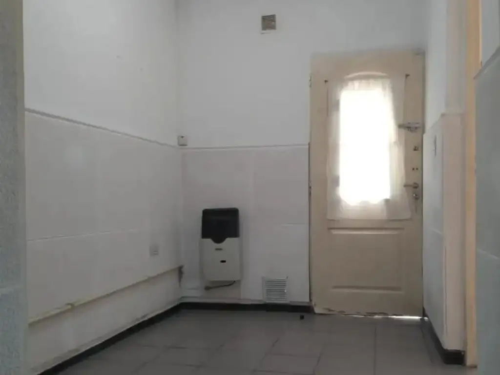 Casa de un dormitorio en Zelaya al 3400