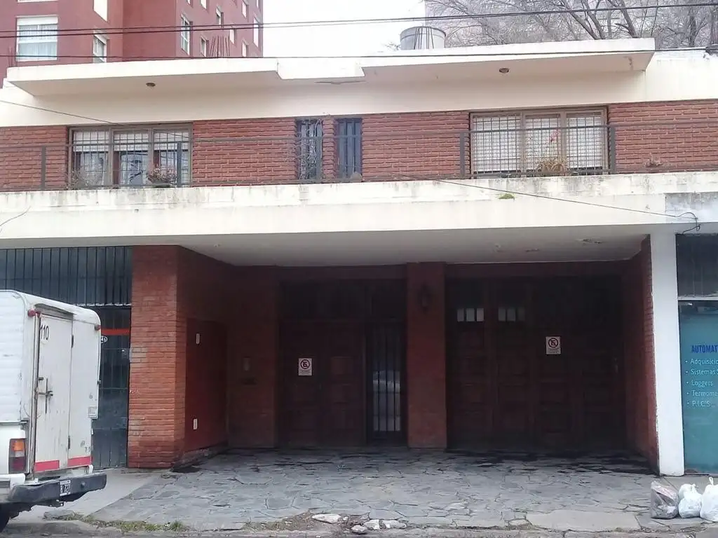 Tres Unidades en Block Sin Expensas con Planos aprobados  para  Construir Aprox. 1.200m2