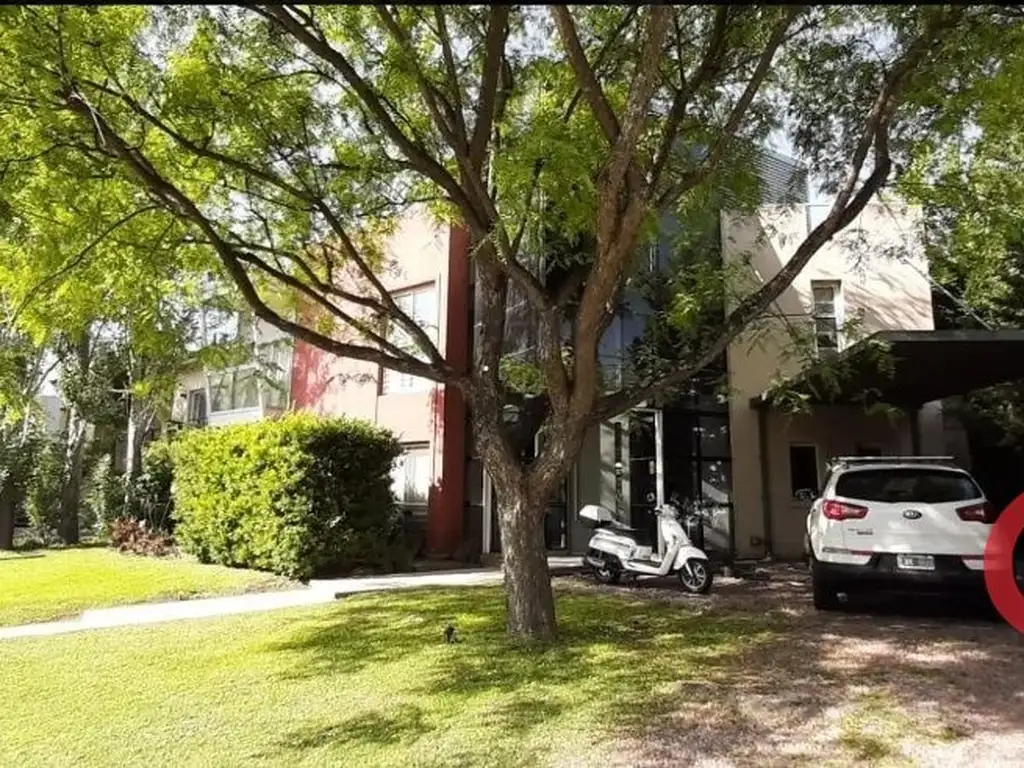 Casa en alquiler temporario de 4 dormitorios en Santa Bárbara