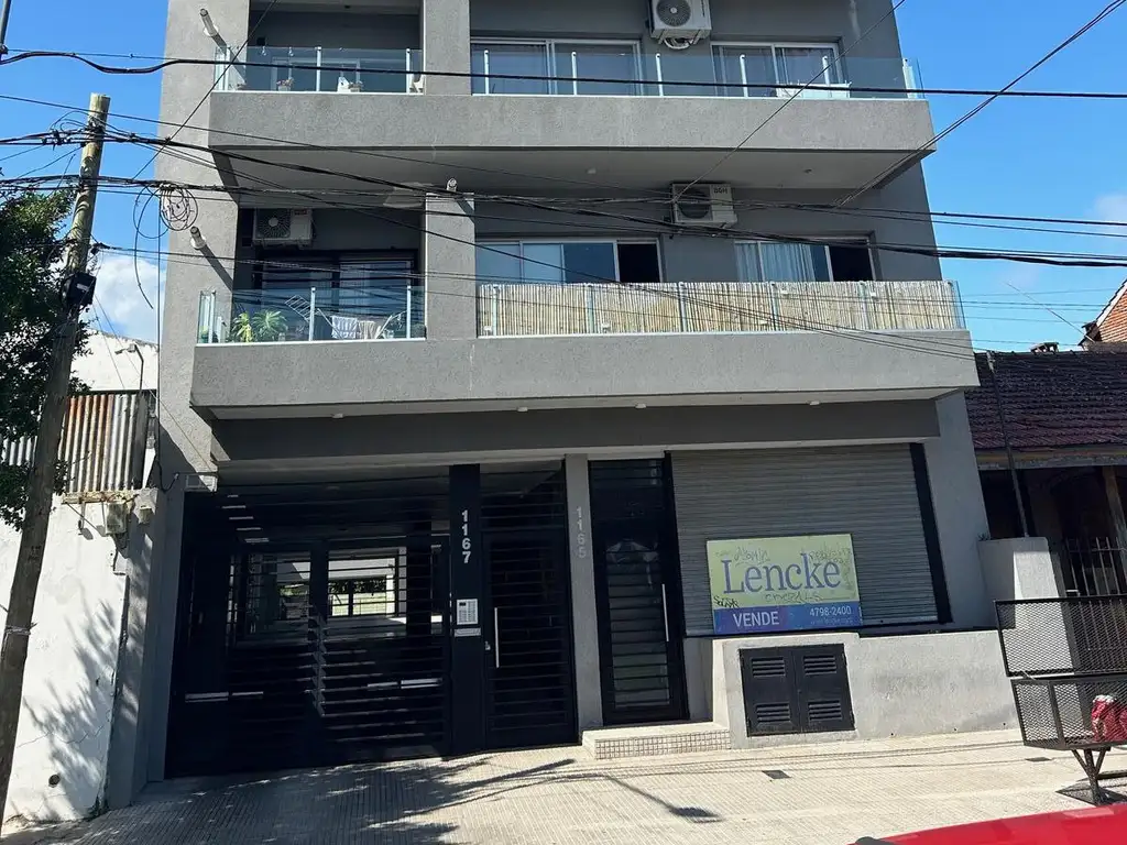 Lencke Vende - Excelente local a estrenar sobre el Boulevard Saenz Peña