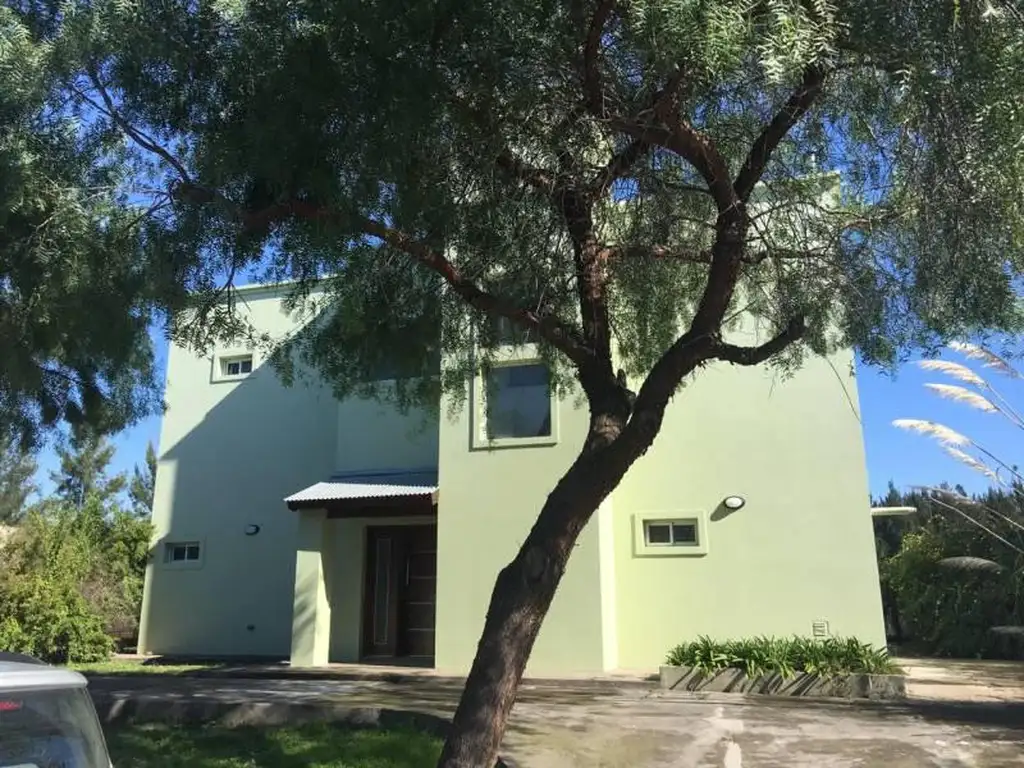 CASA EN VENTA EN SANTA TERESA