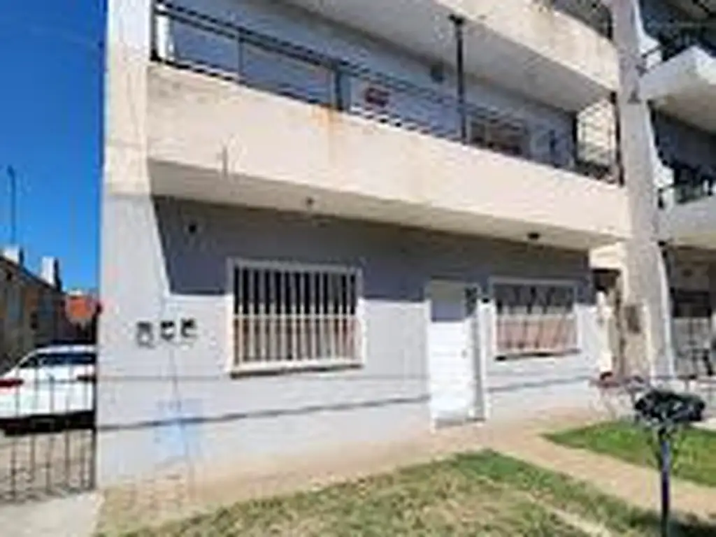 Departamento 2 amb. planta baja con Patio