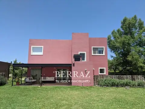 Casa venta 4 ambientes en La Cuesta Pilar lote de 575 m2