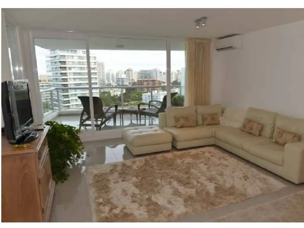 (AYA-AYA-47) Departamento - Venta - Uruguay, Punta del Este