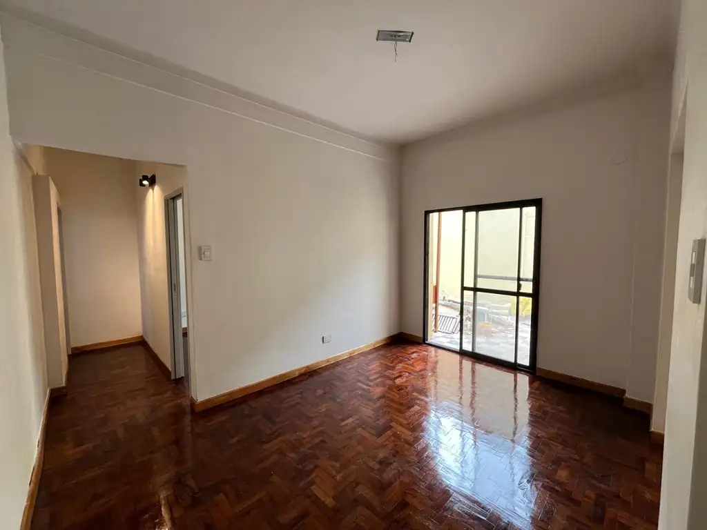 PH 3 ambientes con patio en Venta en Villa Sarmiento