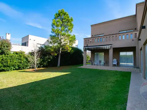 Casa en Venta en Lomas de City Bell