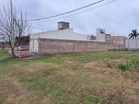 TERRENO BARRIO MARTIN FIERRO  AVDA (CON ESCRITURA)