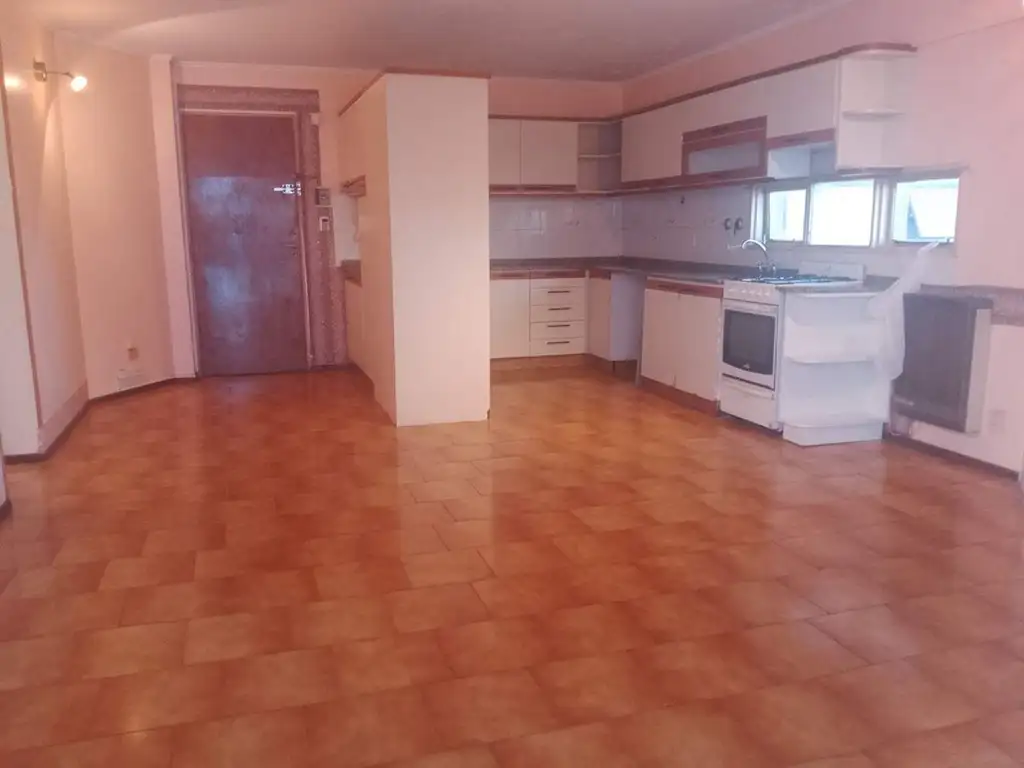 Departamento en venta 3 ambientes. Morón Norte