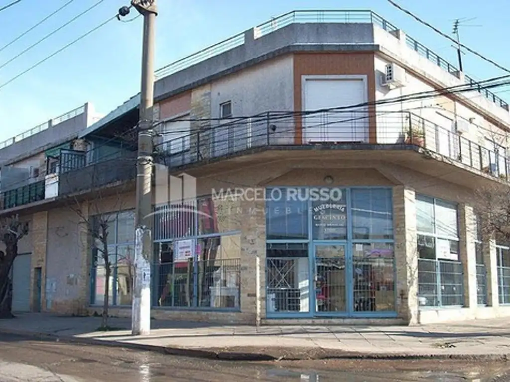 Local Comercial En Esquina