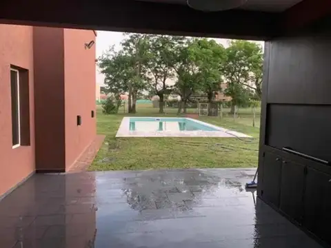 Casa en Venta en Haras Santa Maria - 3 dormitorios